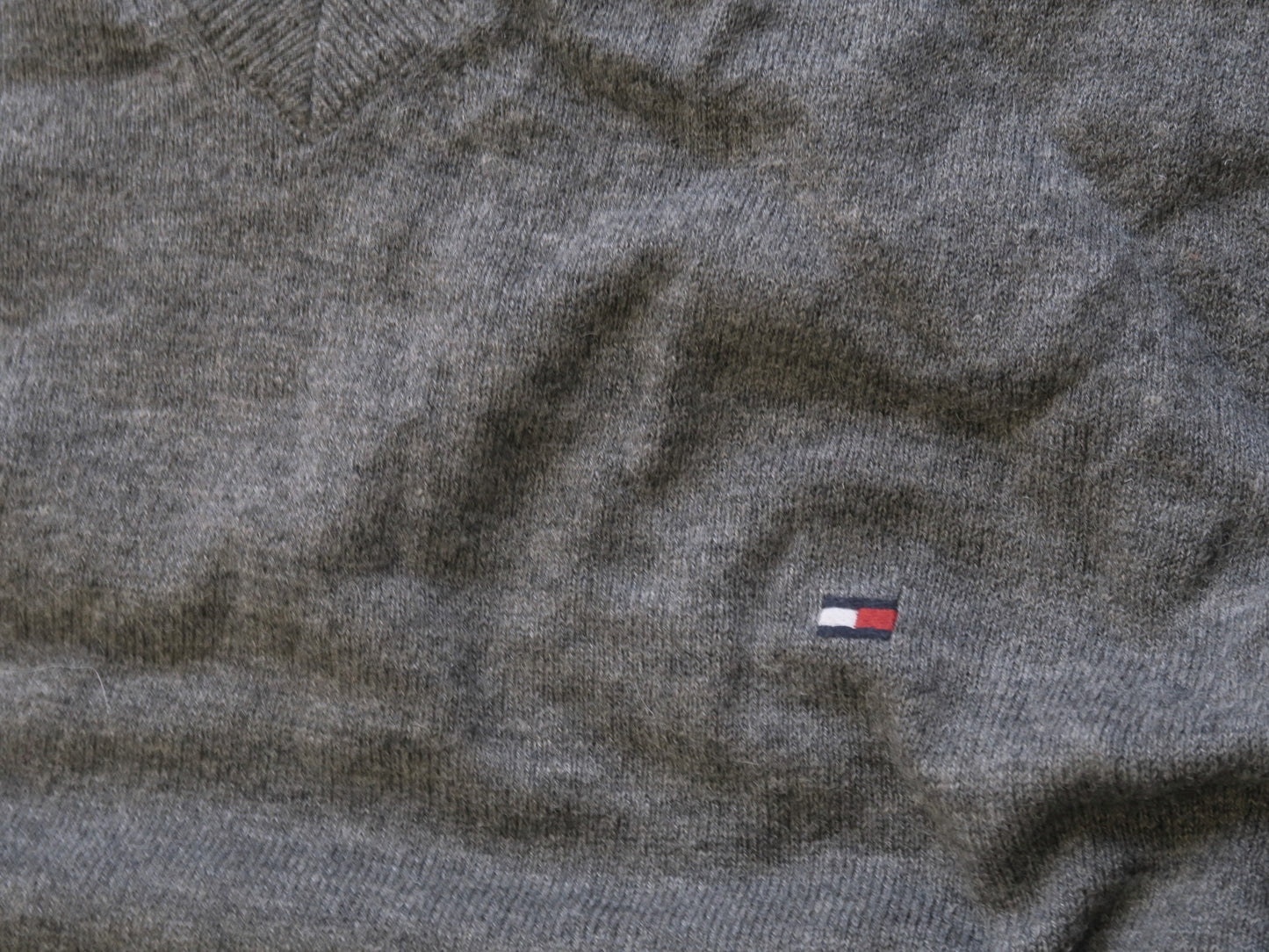 Tommy Hilfiger wełniany sweter m