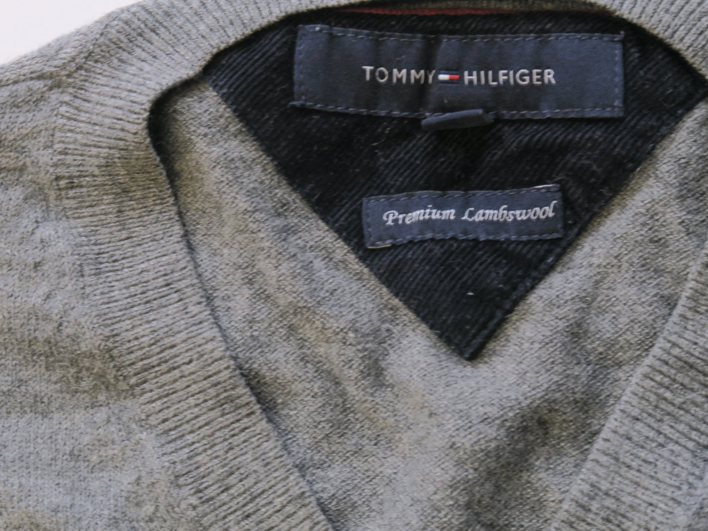 Tommy Hilfiger wełniany sweter m