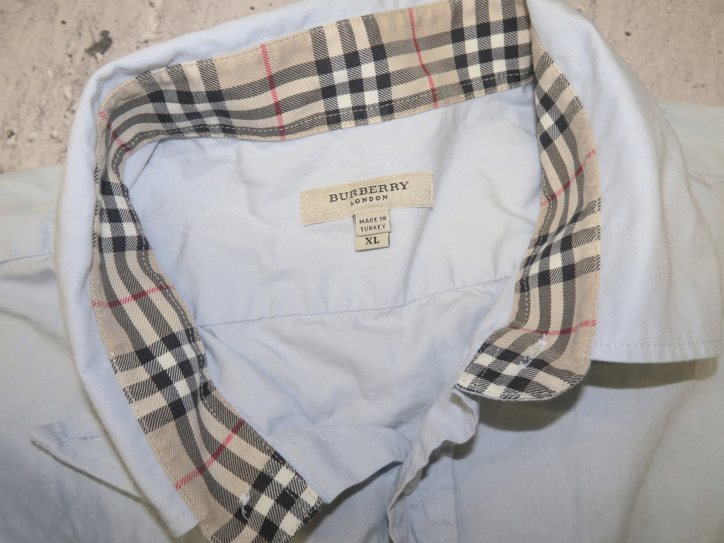 Burberry koszula z klasycznymi wykończeniami L/XL