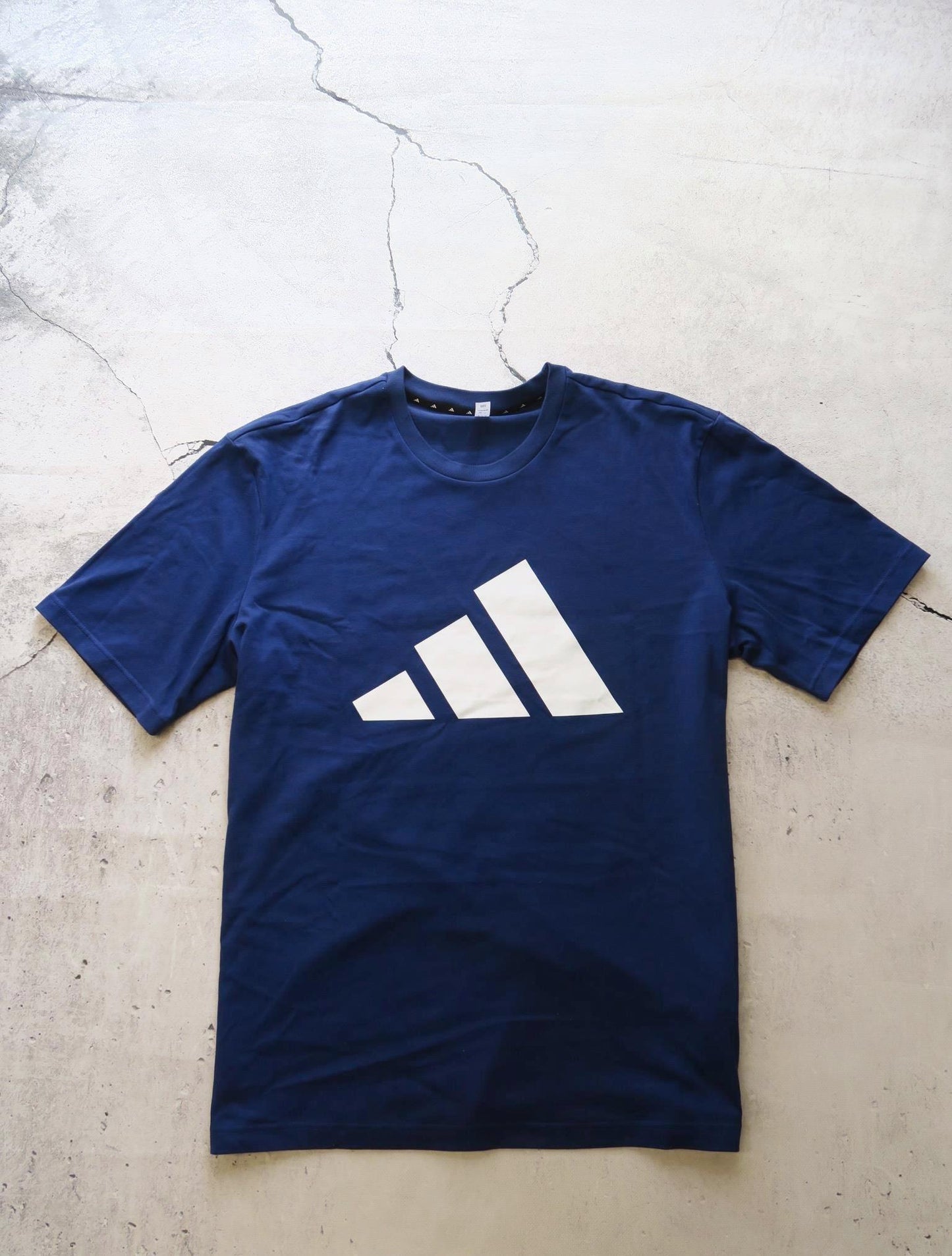 Adidas koszulka z dużym logo 2XL